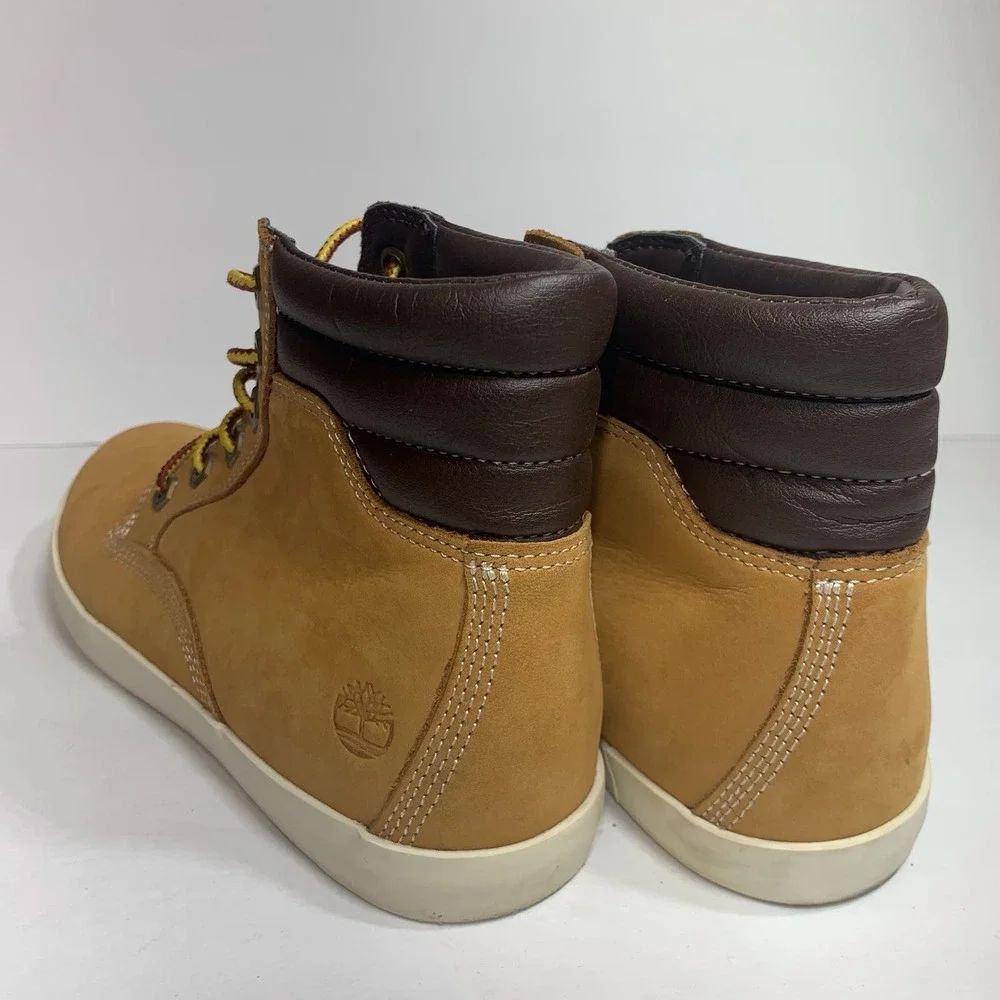 EUC Timberland Ortholite Boots Size 6.5‎